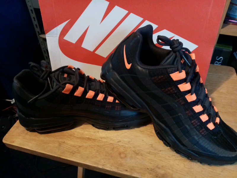 nike air max 95 ultra se black and orange